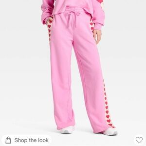 JoyLab viral Pink Sweatpants with Heart Accents
